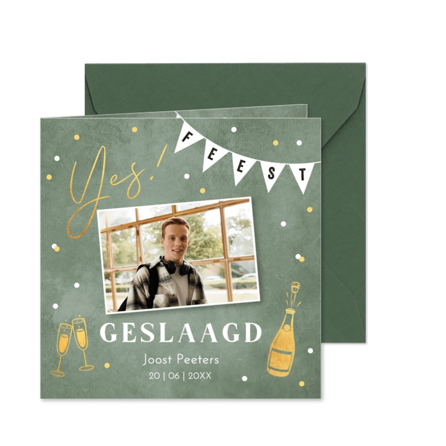 Uitnodiging geslaagd groen foto slinger confetti goudlook - Kaartimpressie