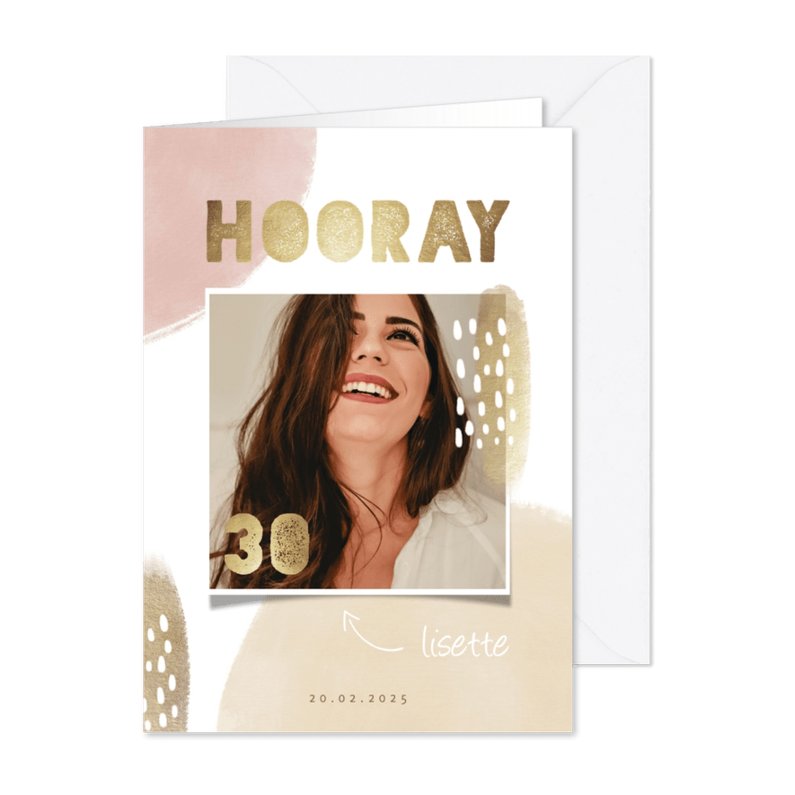 Uitnodiging 'hooray' 30 jaar met verfstrepen goud - Kaartimpressie