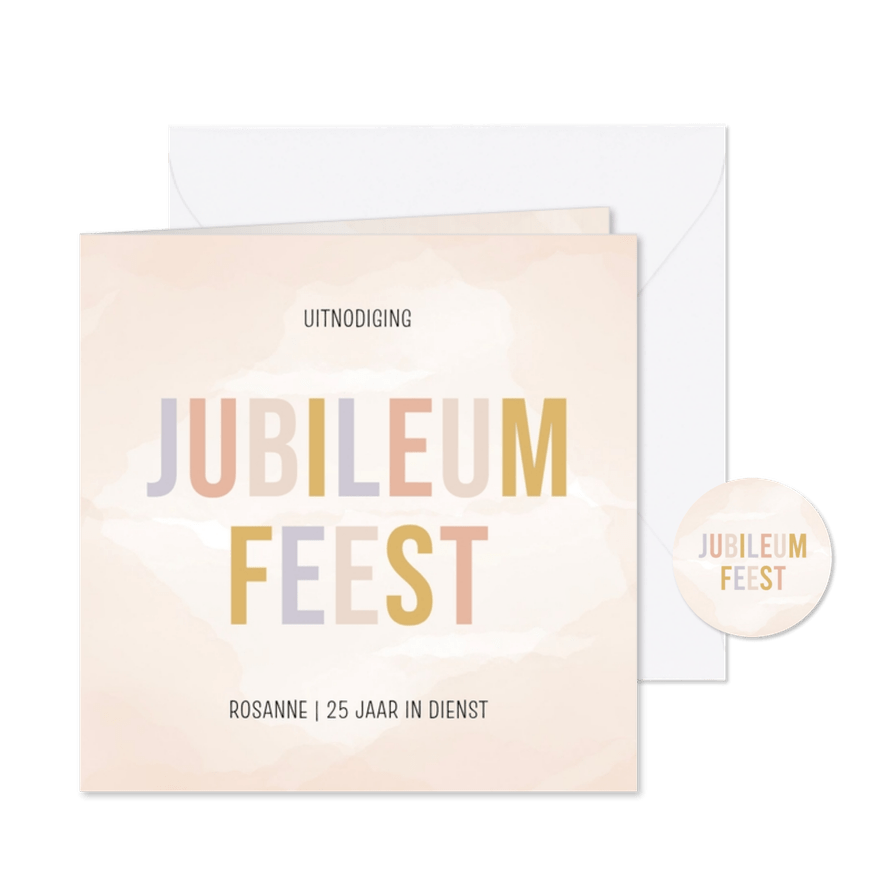 Uitnodiging jubileum waterverf en grote gekleurde letters - Kaartimpressie