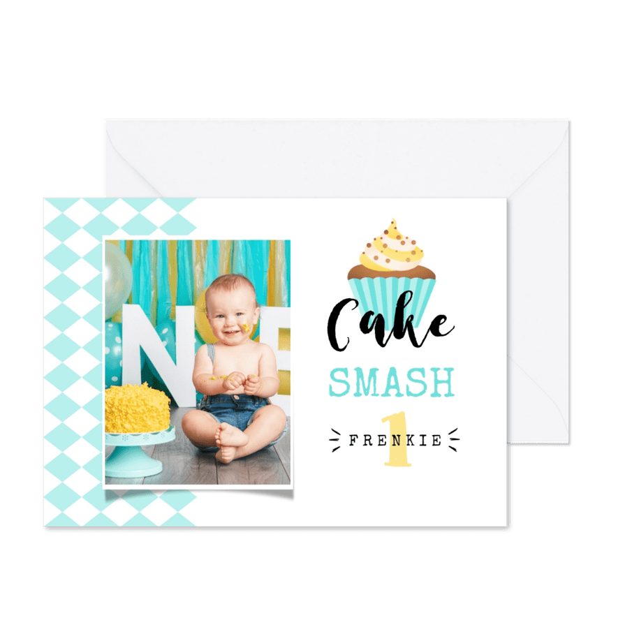 Uitnodiging kinderfeestje 1 jaar cake smash jongen cupcake - Kaartimpressie