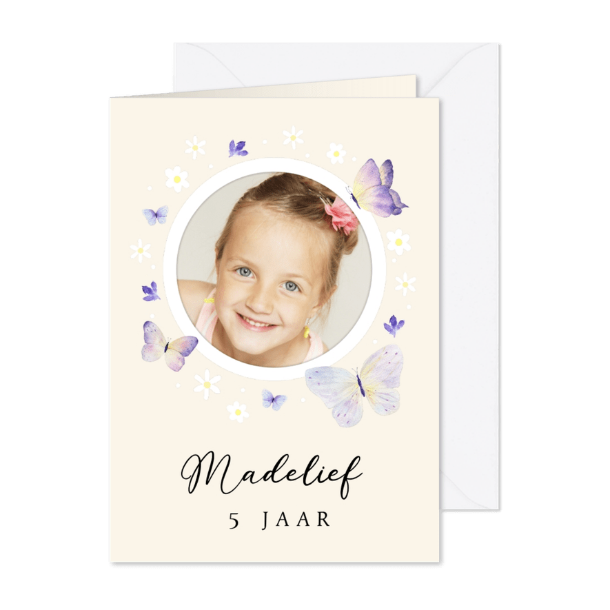 Uitnodiging kinderfeestje bloemetjes en vlinders - Kaartimpressie
