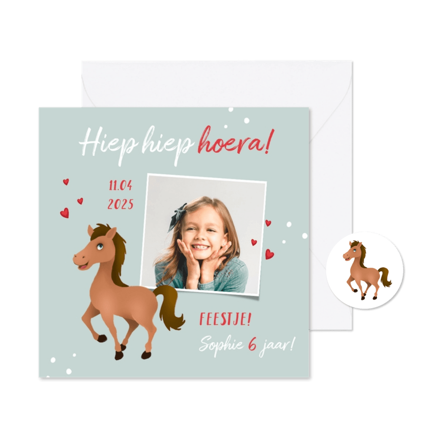Uitnodiging kinderfeestje meisje paard hartjes - Kaartimpressie