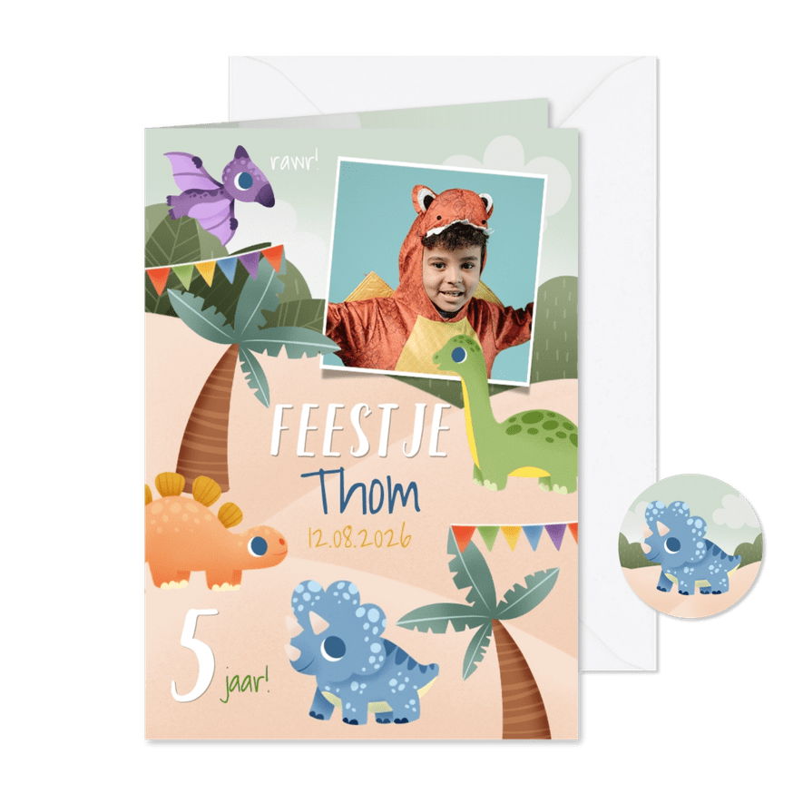 Uitnodiging kinderfeestjes dino's jungle, slingers en foto - Kaartimpressie
