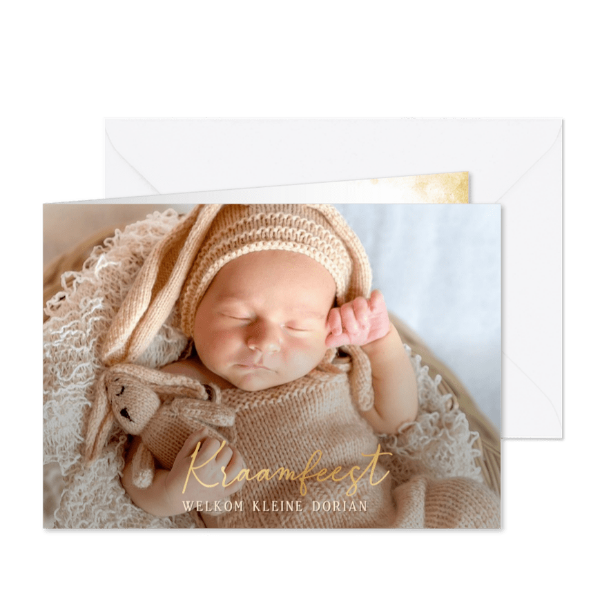 Uitnodiging kraamfeest grote eigen foto en sierlijke tekst - Kaartimpressie