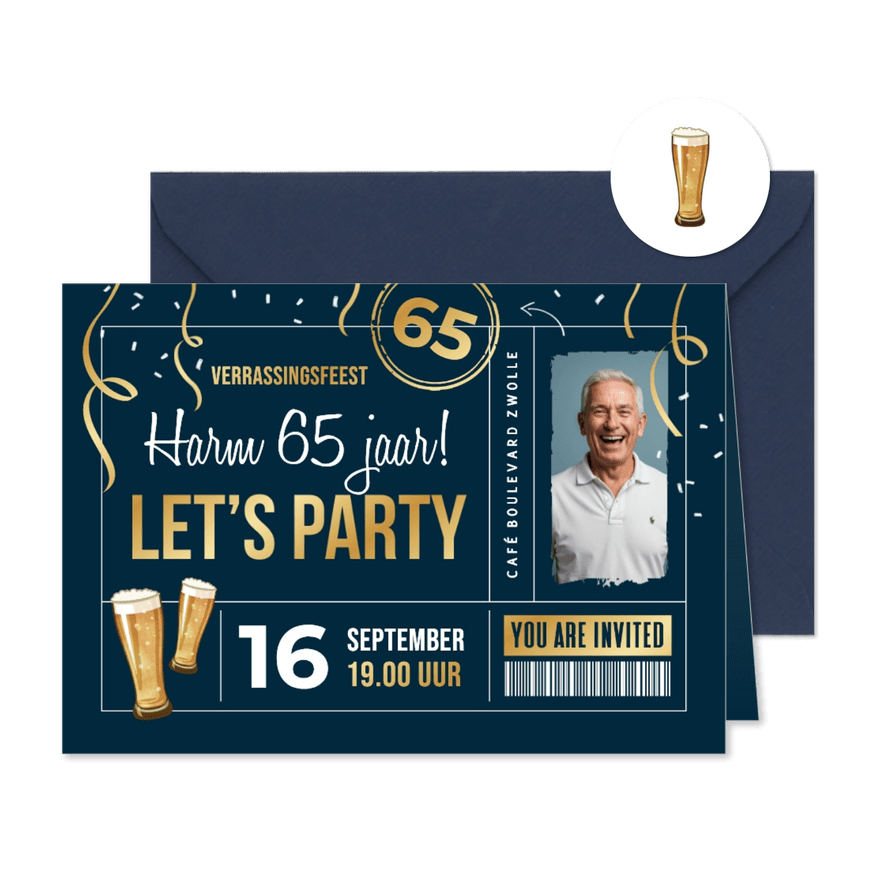 Uitnodiging ticket 65 jaar man bier slingers goud foto - Kaartimpressie