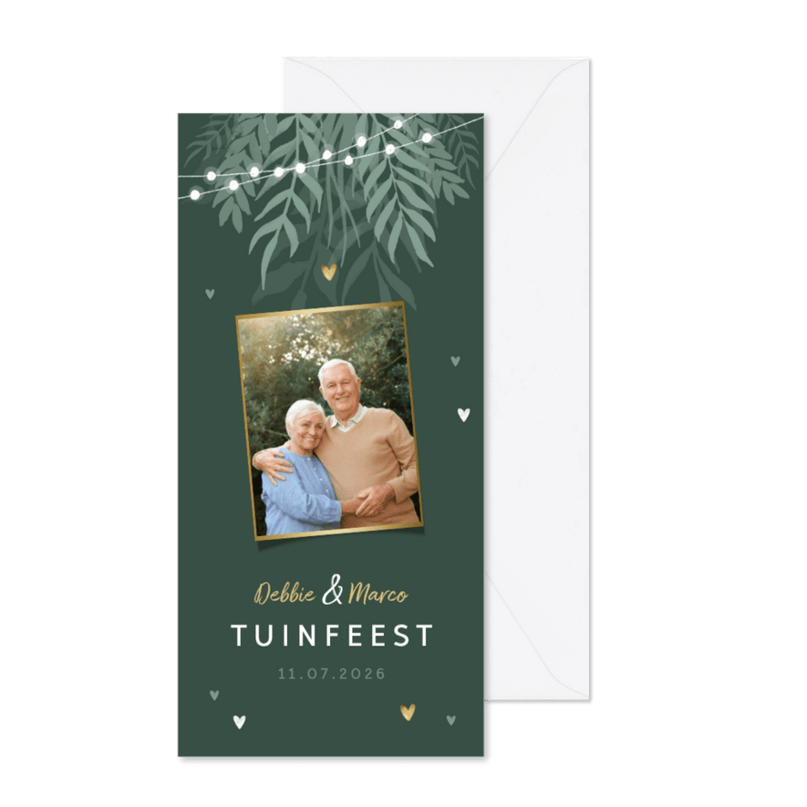 Uitnodiging tuinfeest groen botanisch lampjes hartjes foto - Kaartimpressie