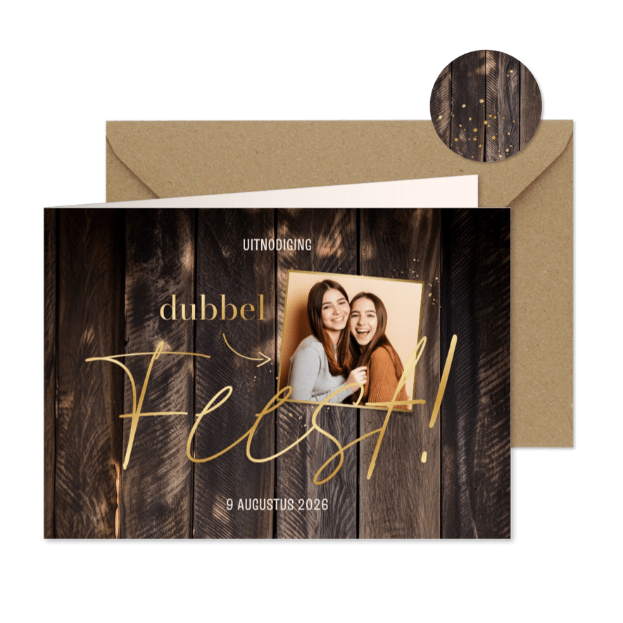 Uitnodiging verjaardag dubbel feest foto houtlook - Kaartimpressie