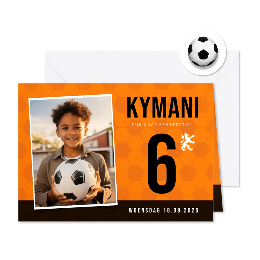 Uitnodiging voetbal feestje kind met oranje elftal look - Kaartimpressie