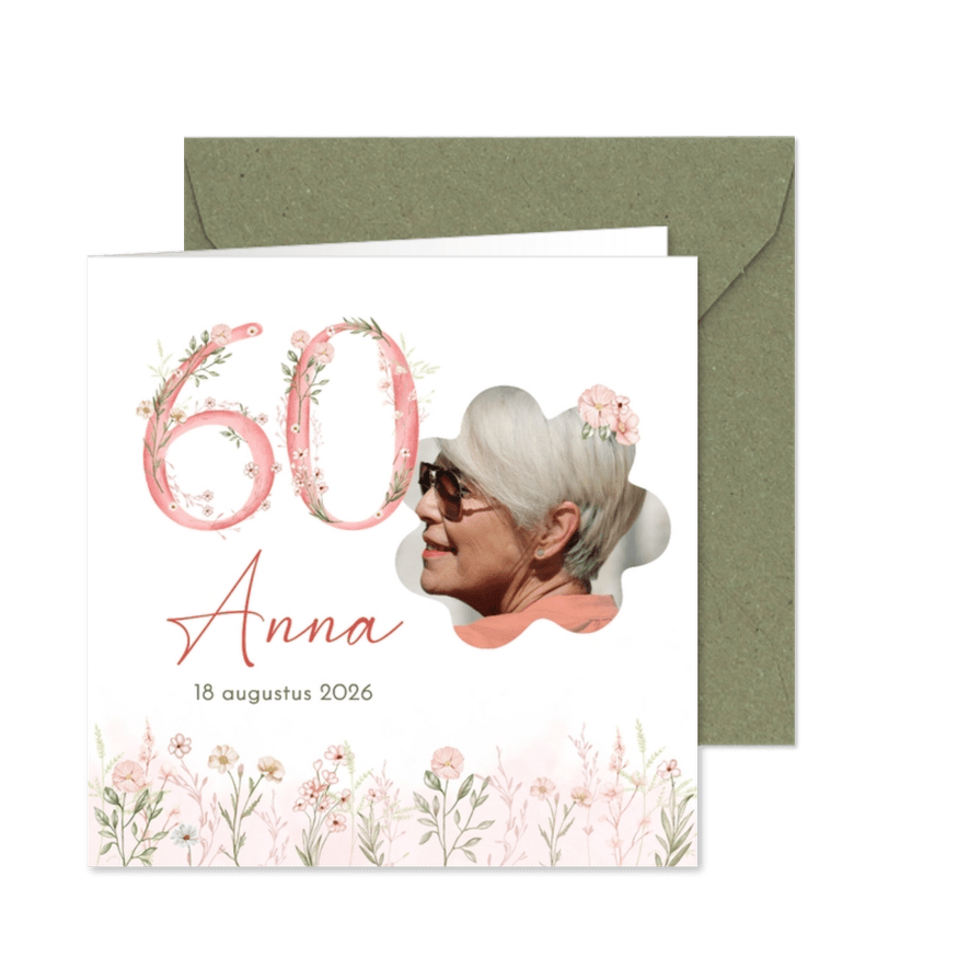 Uitnodigingskaart zestig jaar in aquarel met pastelbloemen - Kaartimpressie