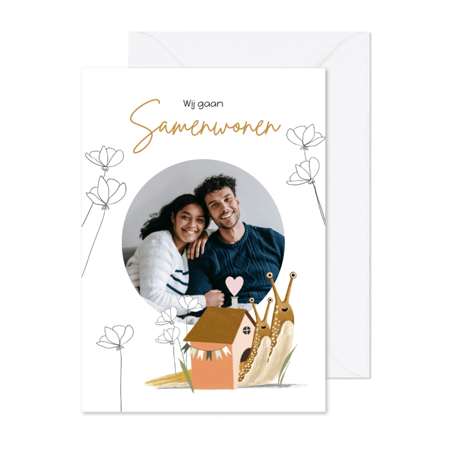 Verhuiskaart samenwonen met vrolijke illustratie en foto - Kaartimpressie
