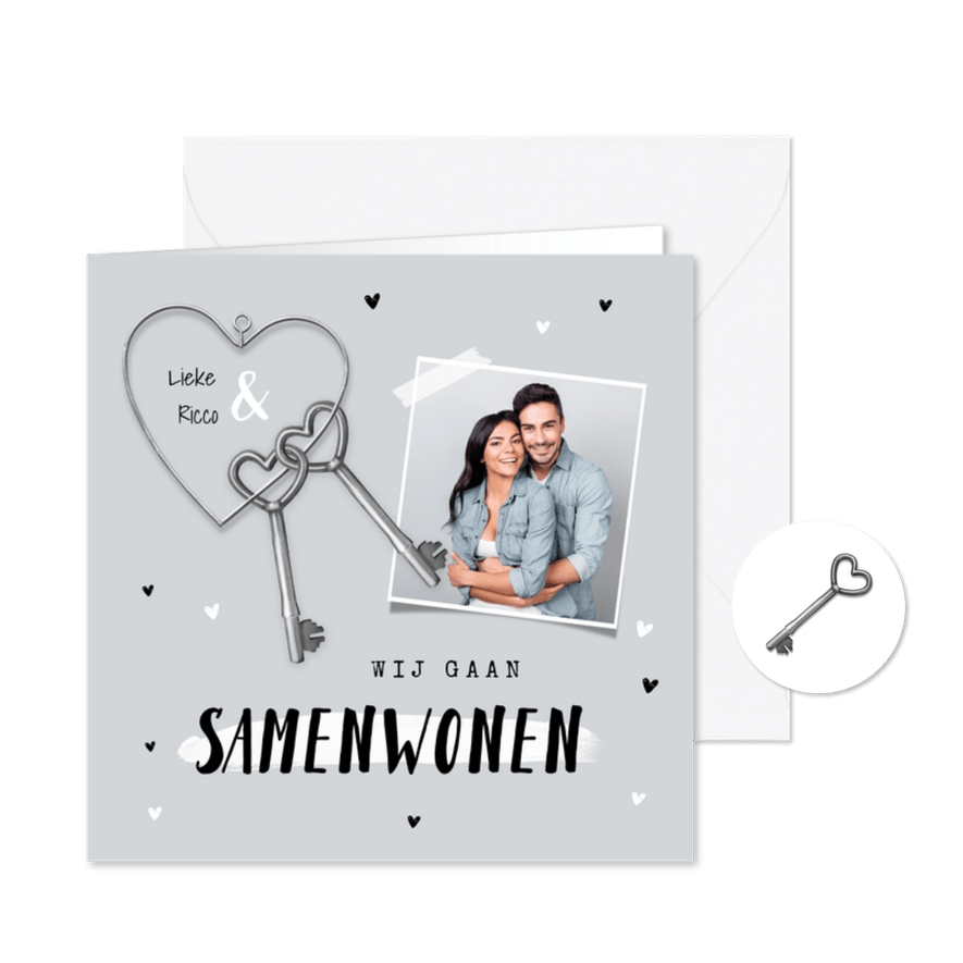 Verhuiskaart wij gaan samenwonen sleutels hartjes foto - Kaartimpressie