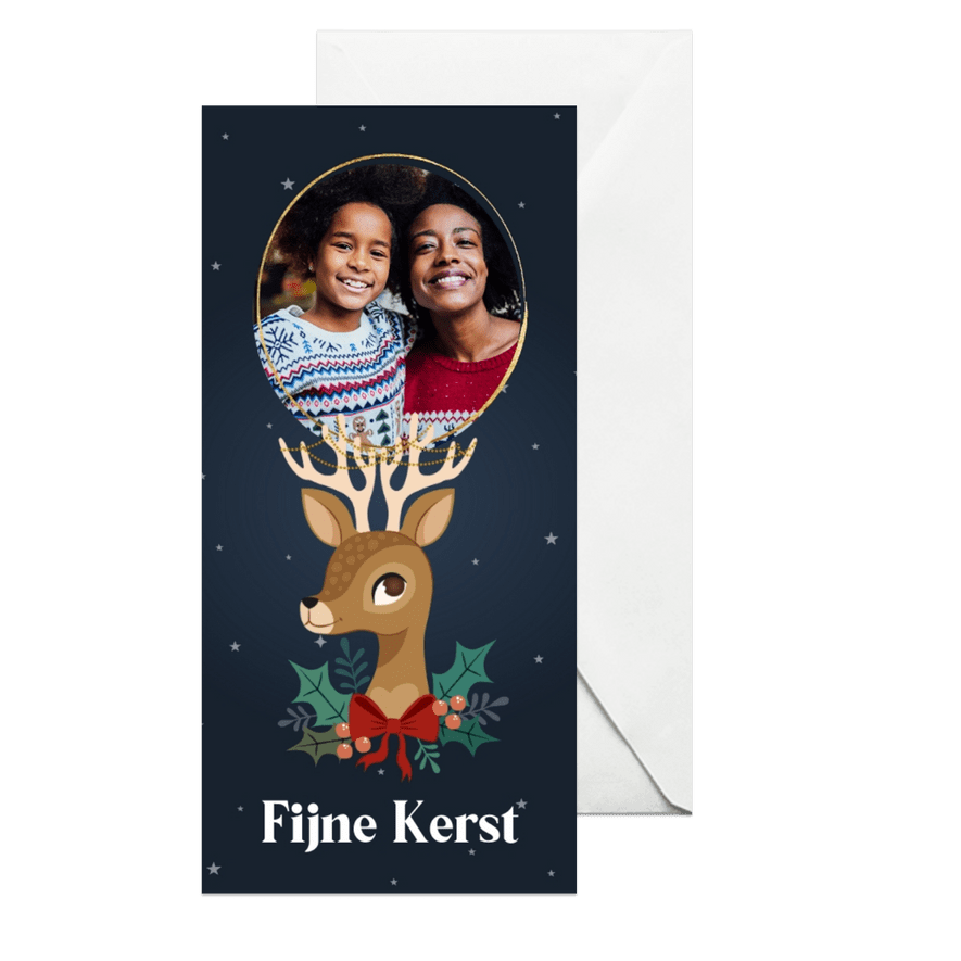 Vrolijke kerstkaart met rendier foto en kerstversiering - Kaartimpressie