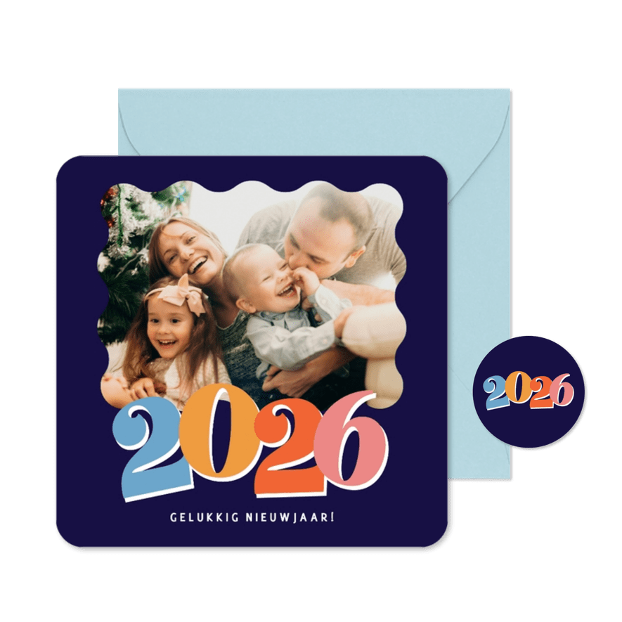 Vrolijke nieuwjaarskaart foto met kleurrijk jaartal - Kaartimpressie