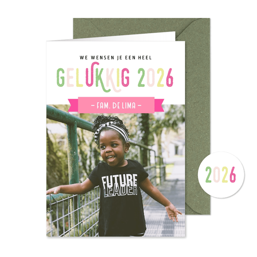 Vrolijke nieuwjaarskaart met eigen foto en gekleurde letters - Kaartimpressie