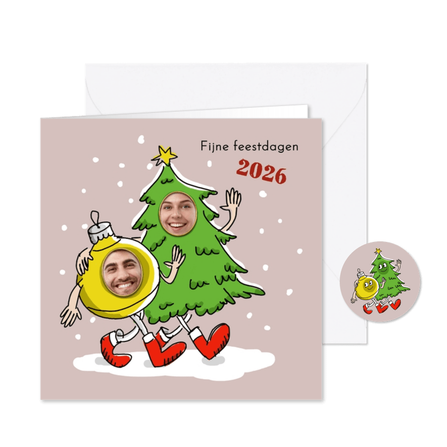 Wandelende kerstboom en kerstbal met 2 foto's - Kaartimpressie