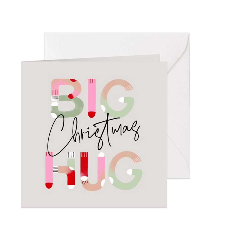 Warme kerstkaart big christmas hug met kerstsokken typo - Kaartimpressie