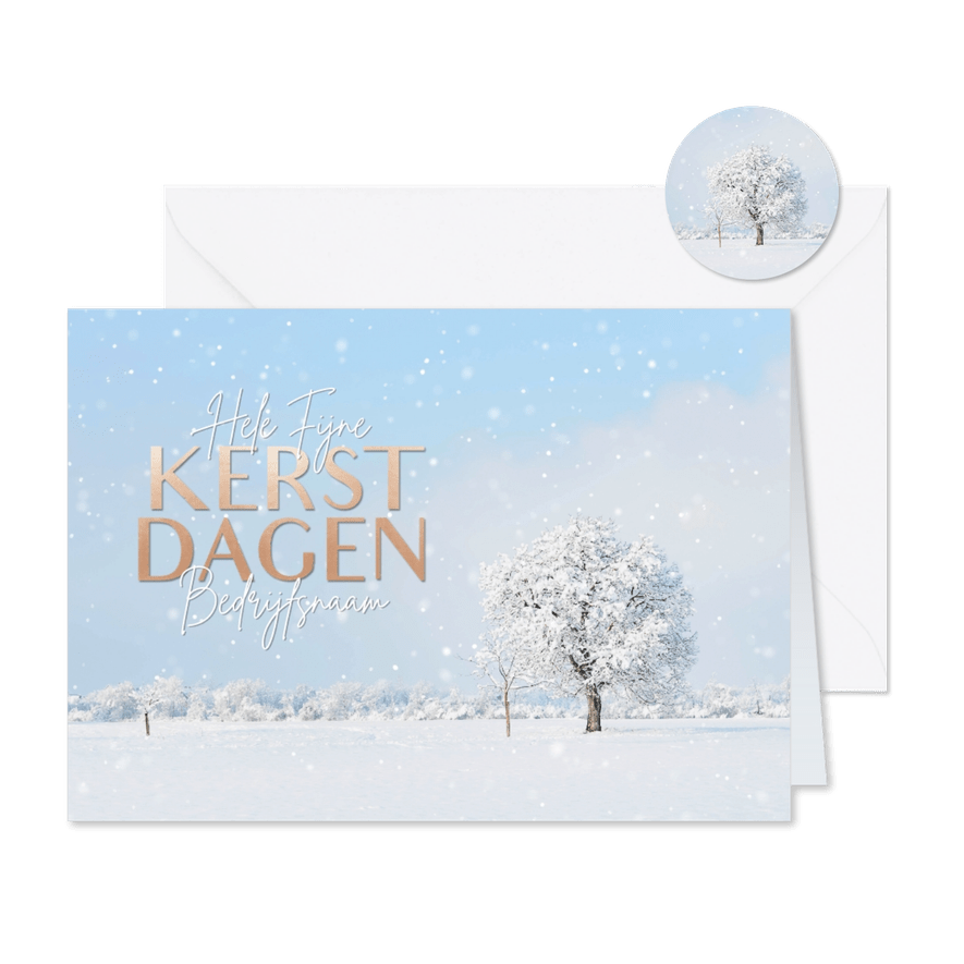 Winterse zakelijke kerstkaart met een boom in de sneeuw - Kaartimpressie