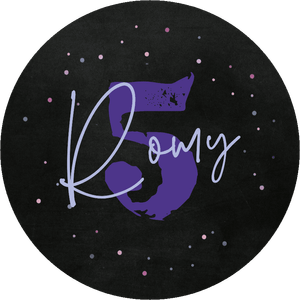 Ronde sticker om zelf te maken met naam en leeftijd, kan voor zowel feestje van jongen als meisje