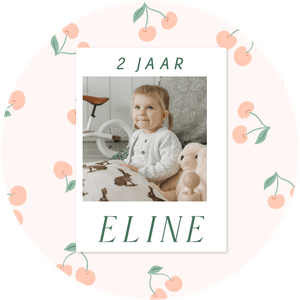 Sticker met eigen foto voor een meisje met schattige kersjes voor verjaardag of traktatie