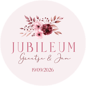 Roze sticker met bloemen voor een huwelijksjubileum met bijv. namen en datum. 