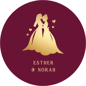 Sticker met een gouden illustratie van 2 bruiden voor een huwelijksbedankje van 2 vrouwen die gaan trouwen.