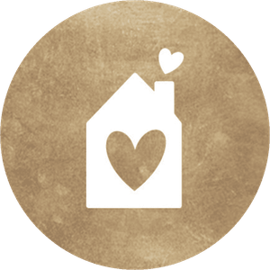 Wit huisje gouden achtergrond