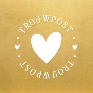 Goudlook sluitzegel met witte tekst 'trouwpost' en hartje