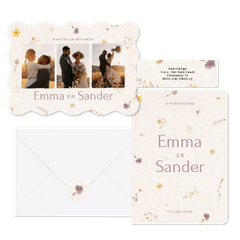 Natuurlijke trouwset met geperste bloemen en papier textuur