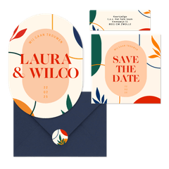 Kunstige trouwset met abstracte vormen