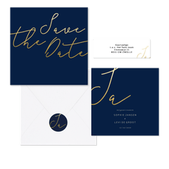 Donkerblauwe trouwset met gouden sierlijke typografie