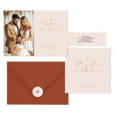 Trouwkaarten set stijlvol goud minimalistisch romantisch hartje koper.