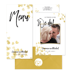 Trouwset met gouden hartjes en zwarte tekst