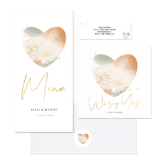 Trouwset met abstract hart van verfstroken