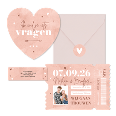 Trouwkaarten roze waterverf hip hartjes ticket