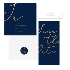 Donkerblauwe trouwset met gouden sierlijke typografie