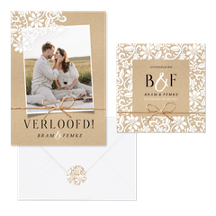 Vintage set kanten bloemenpatroon op kraft