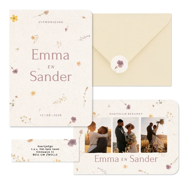 Natuurlijke trouwset met geperste bloemen en papier textuur