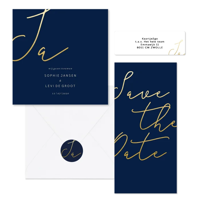 Donkerblauwe trouwset met gouden sierlijke typografie
