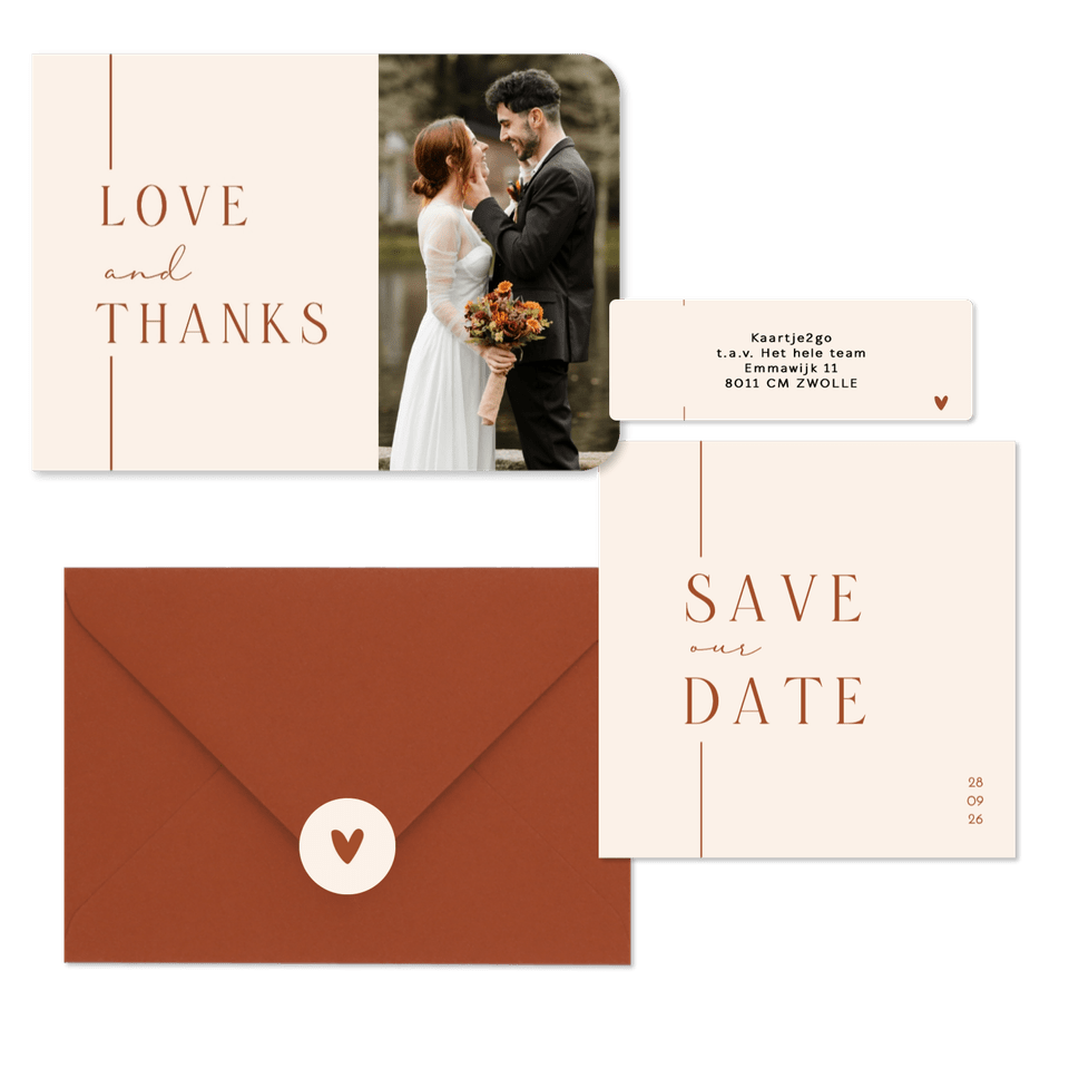 Trouwset minimalistische beige met terracotta lijn