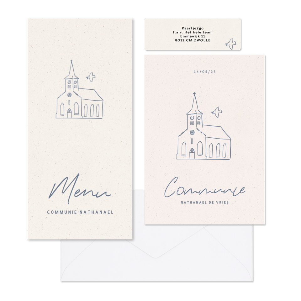 Communieset met illustratie van kerkje en duifje