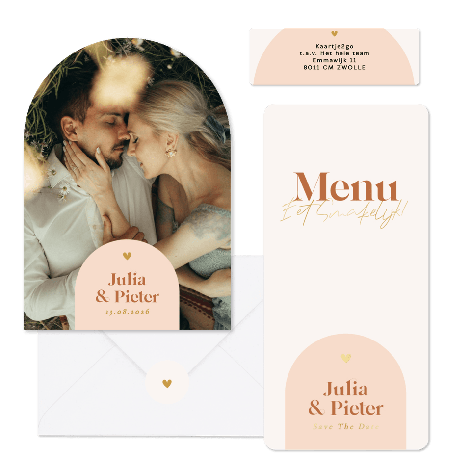 Moderne trouwkaarten met oranje boog en goudfolie