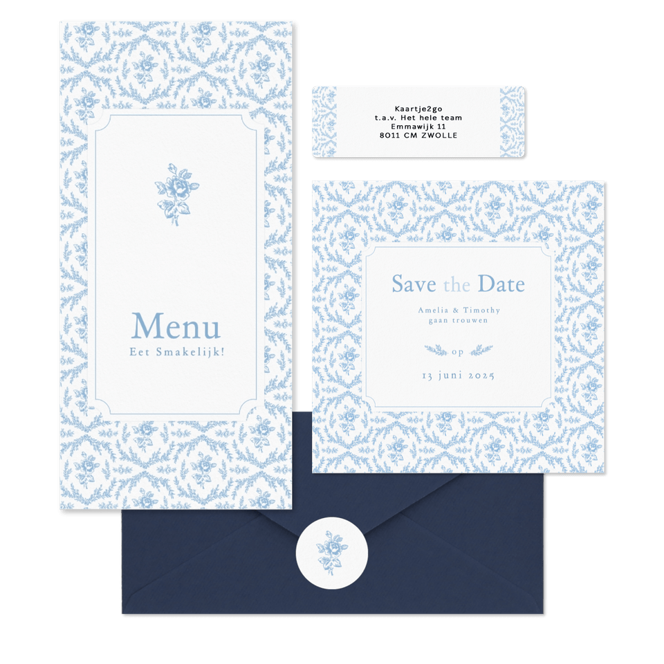 Romantische trouwkaartenset met lichtblauw roosjes patroon