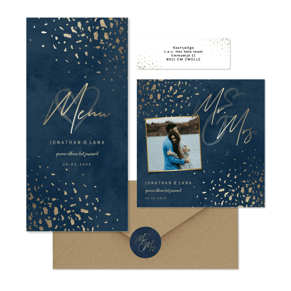 Donkerblauwe trouwset met gouden terrazzo