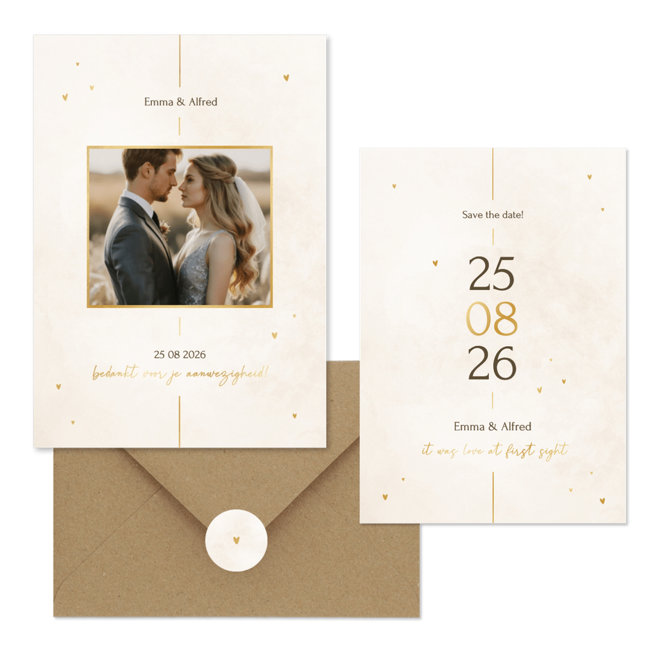 Minimalistische trouwset met gouden details