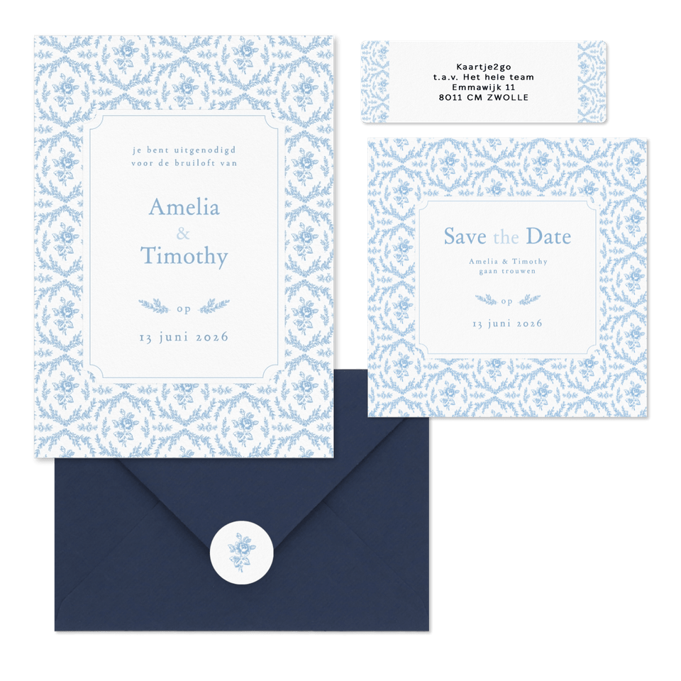 Romantische trouwkaartenset met lichtblauw roosjes patroon